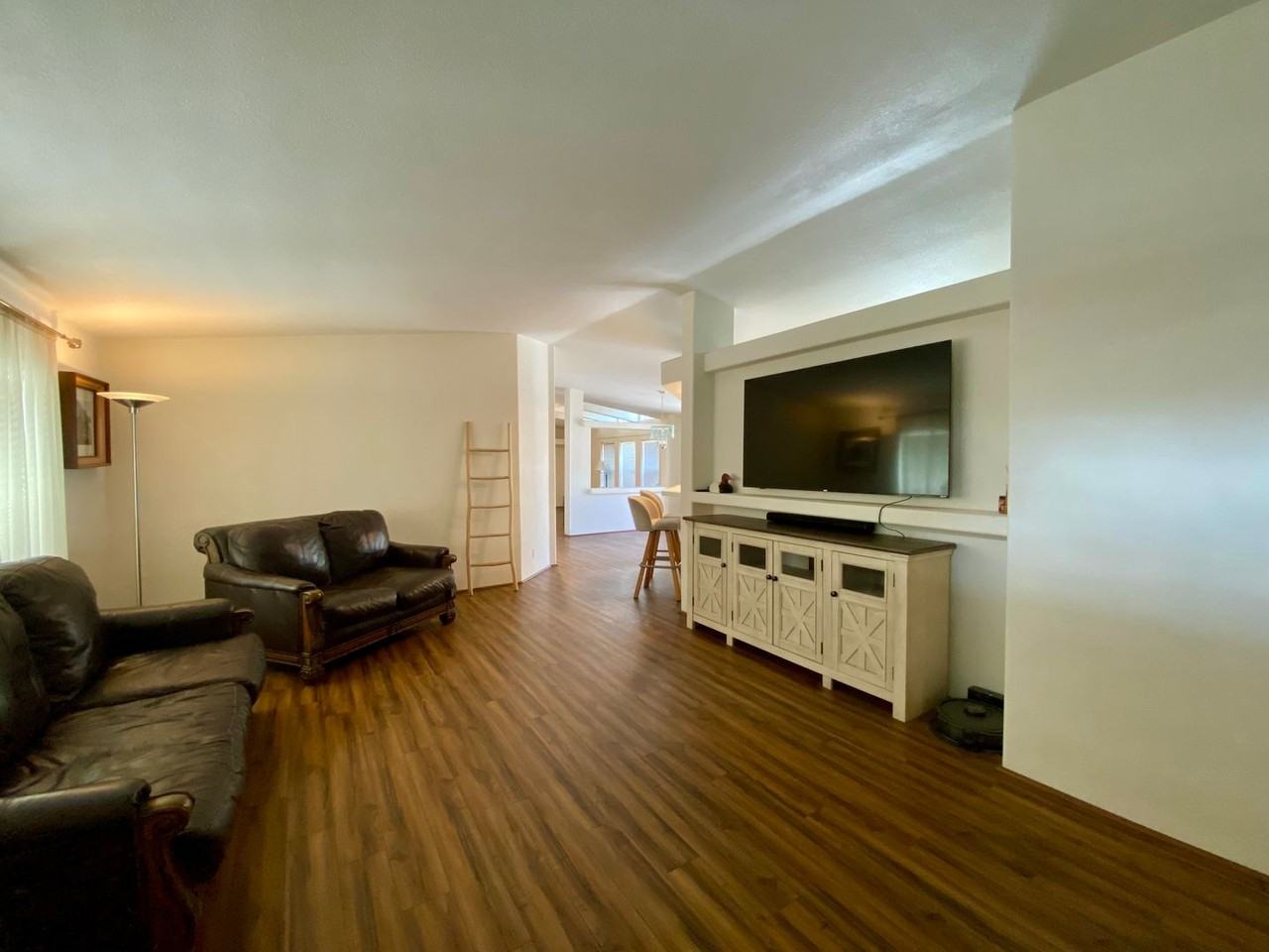 10410 F Ave - Photo 6 of 21