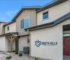 featured image of 125 10th Ave W
