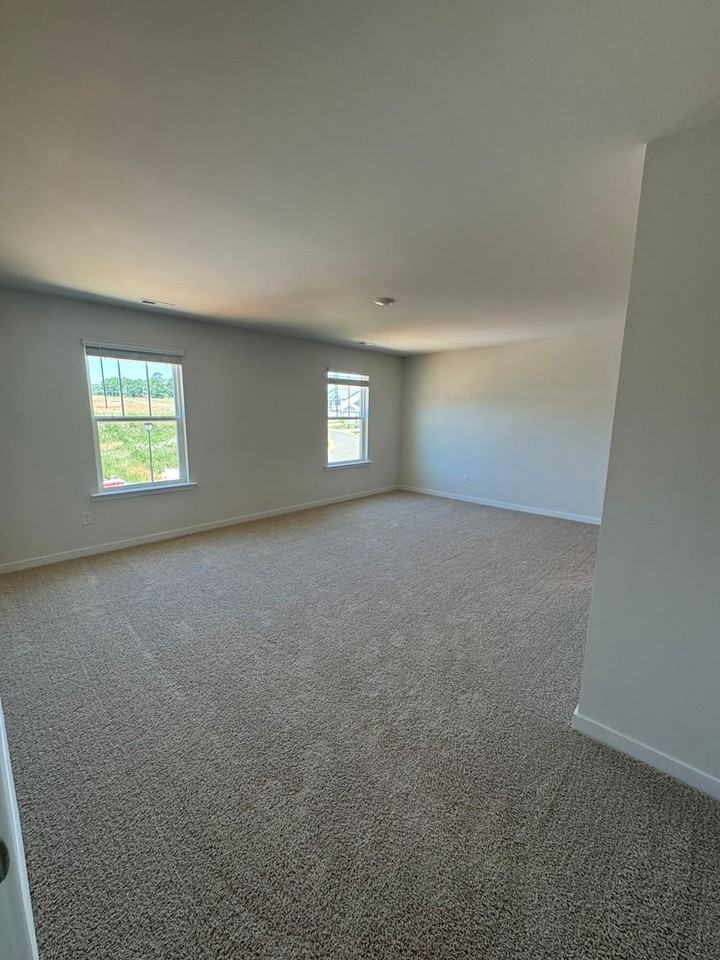 764 14th Avenue Ct Ne - Photo 3 of 12