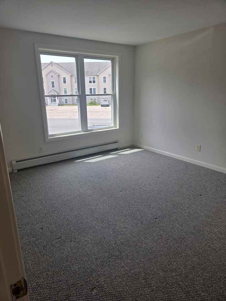 3000 Mead Hill - Photo 4 of 18