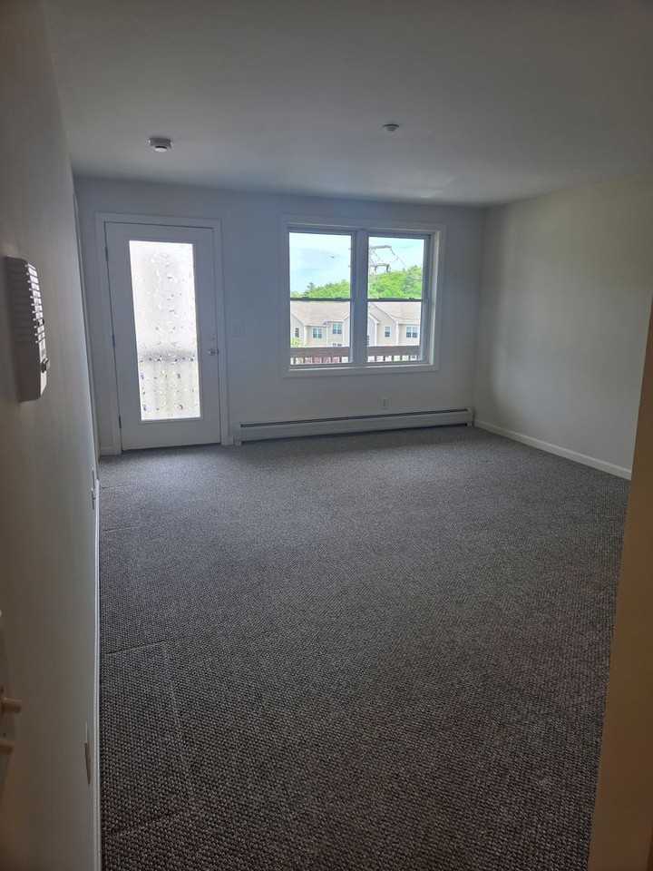 3000 Mead Hill - Photo 7 of 18