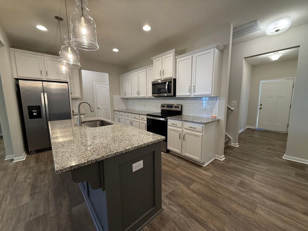 5918 River Meadow Ct - Photo 2 of 18