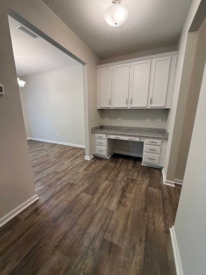 5918 River Meadow Ct - Photo 4 of 18
