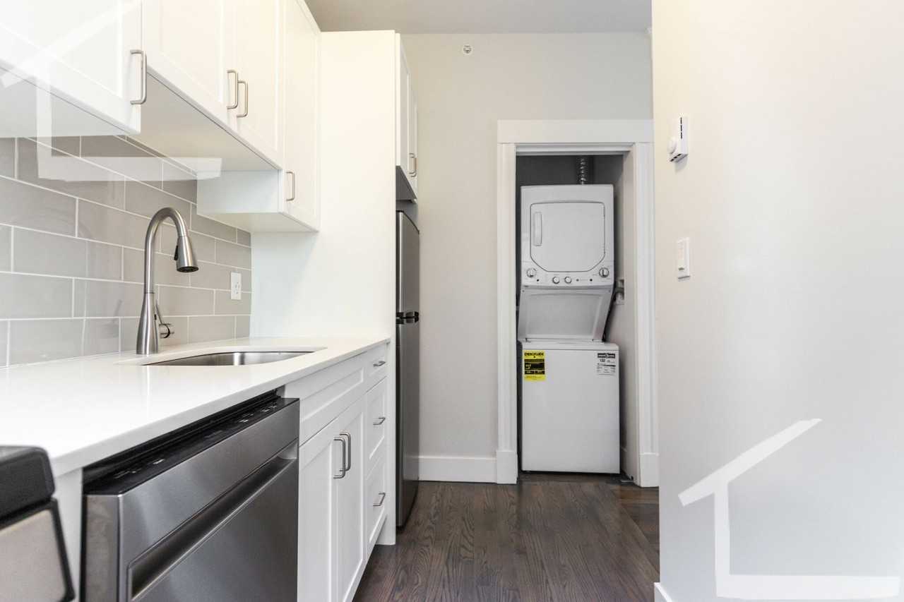 97 Park Dr - Photo 4 of 17
