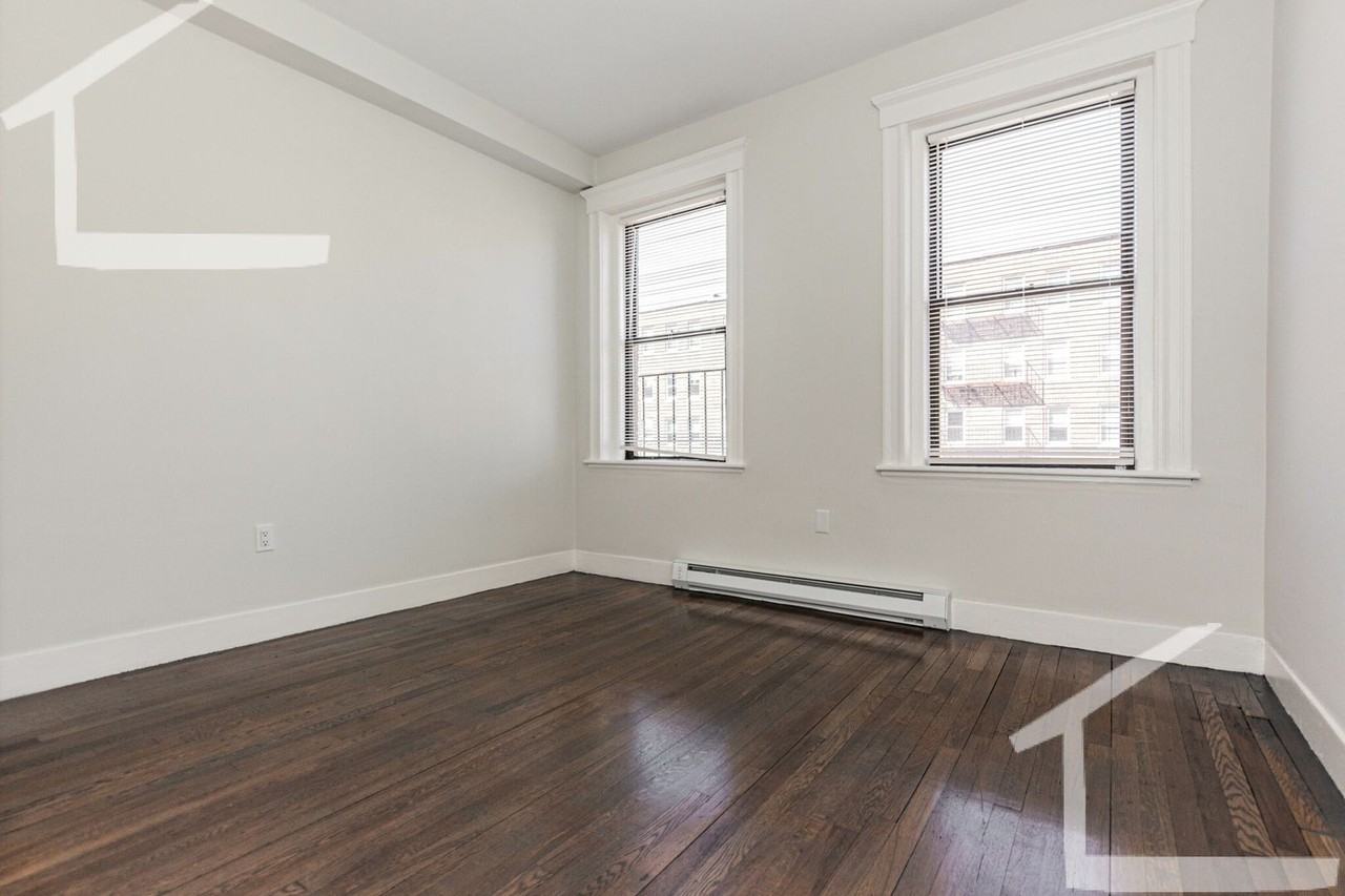 97 Park Dr - Photo 5 of 17