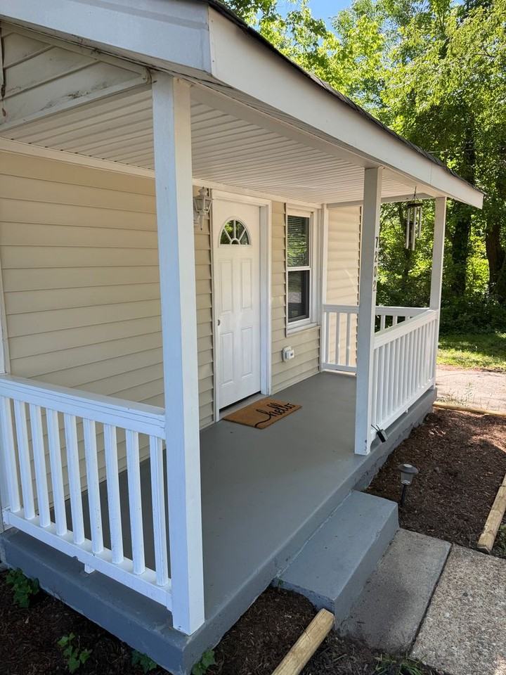 7202 Harrison Ave - Photo 2 of 12