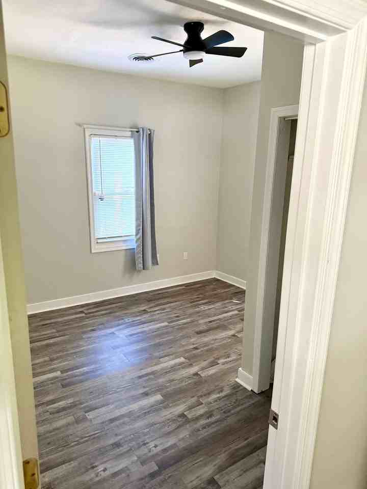 7202 Harrison Ave - Photo 6 of 12