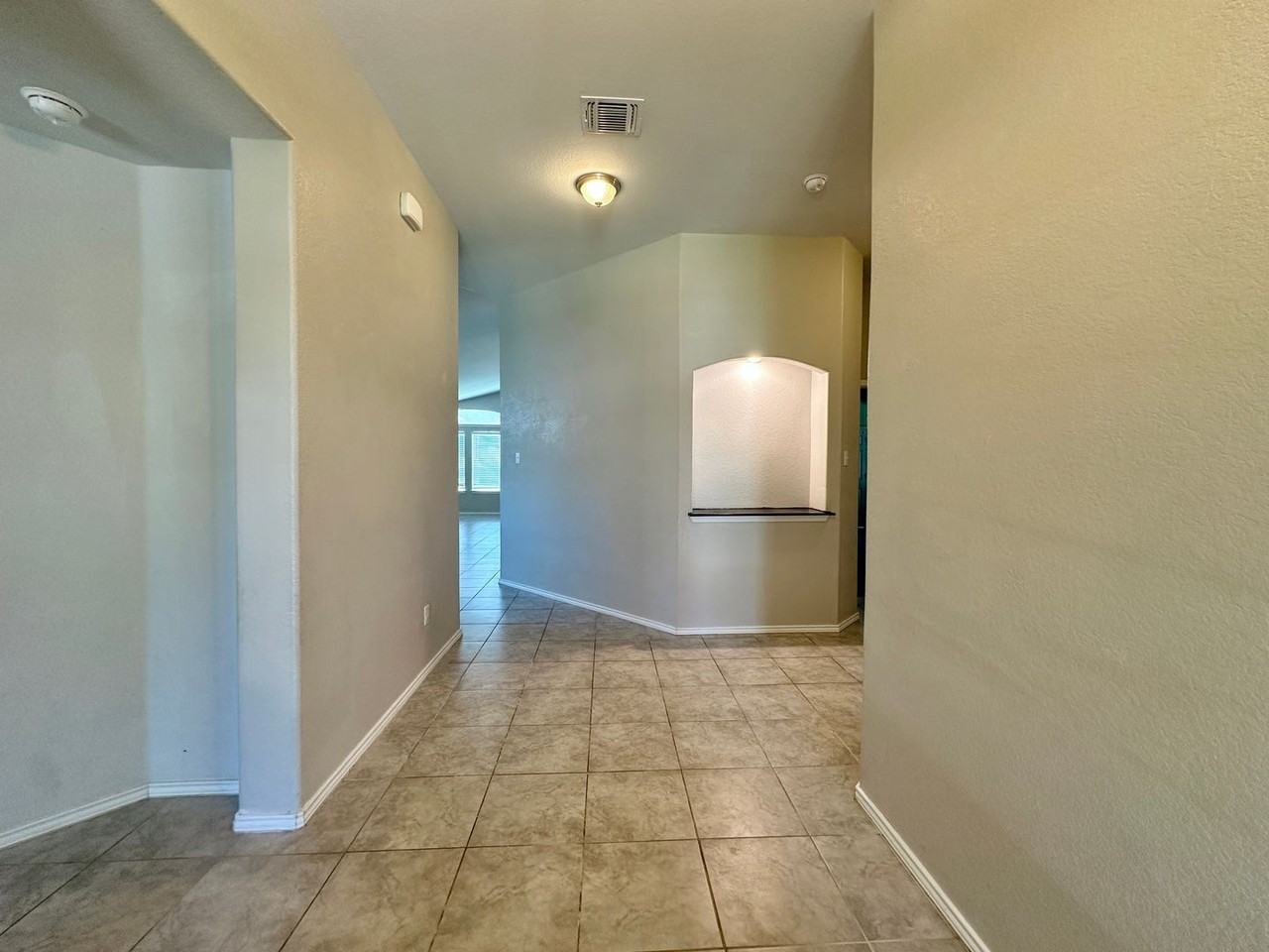 1118 Juneberry Park Dr - Photo 2 of 33