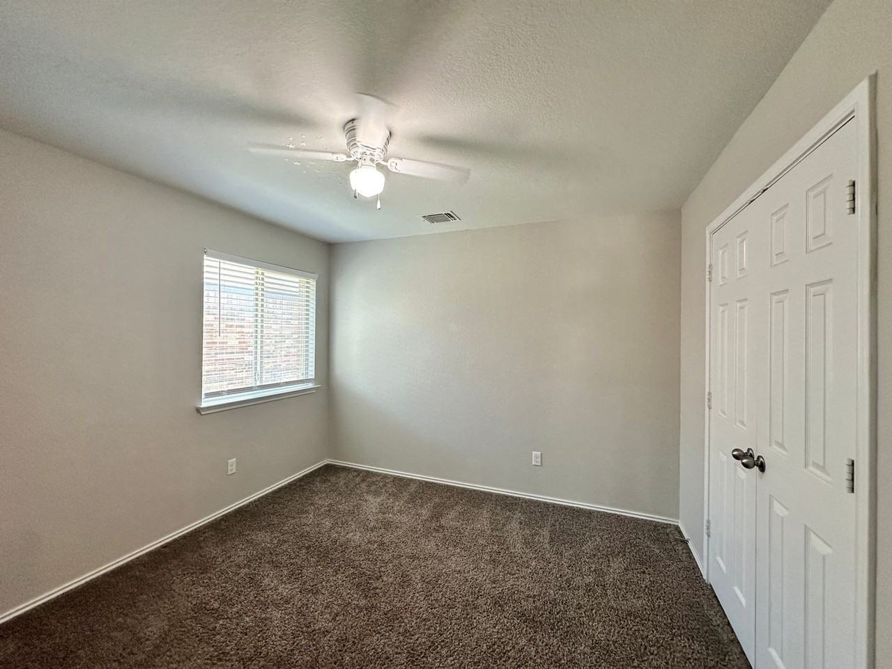 1118 Juneberry Park Dr - Photo 3 of 33