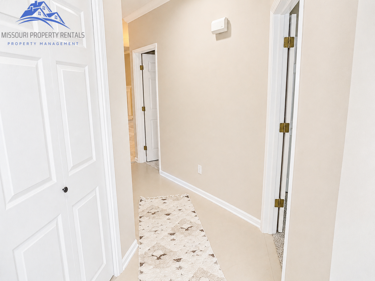 123 Oak Dr Apt 1 #9 - Photo 3 of 19