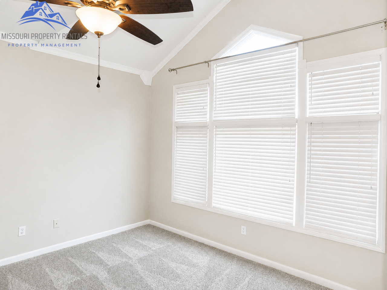 123 Oak Dr Apt 1 #9 - Photo 4 of 19