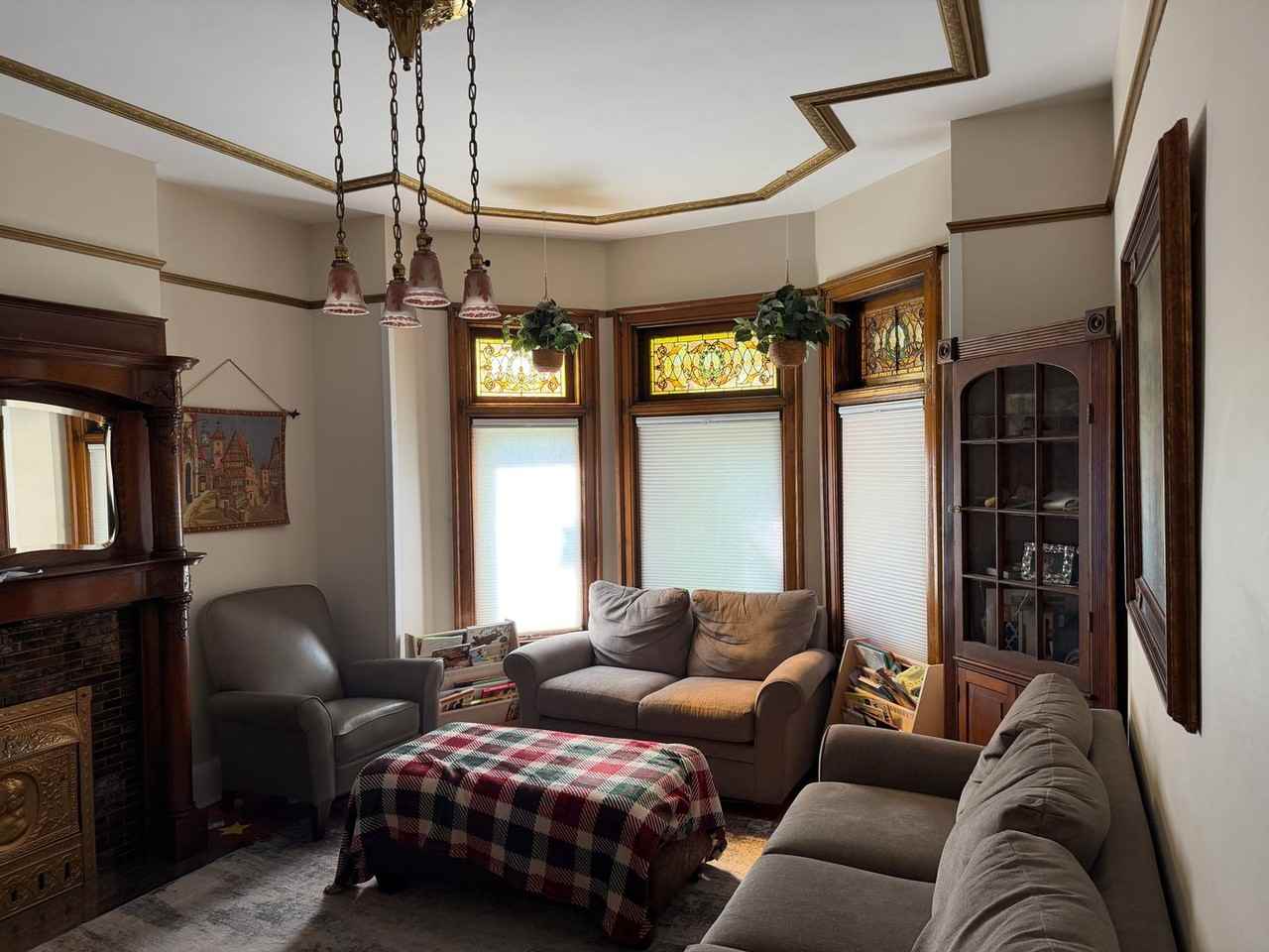 23 Van Buren St - Photo 5 of 15