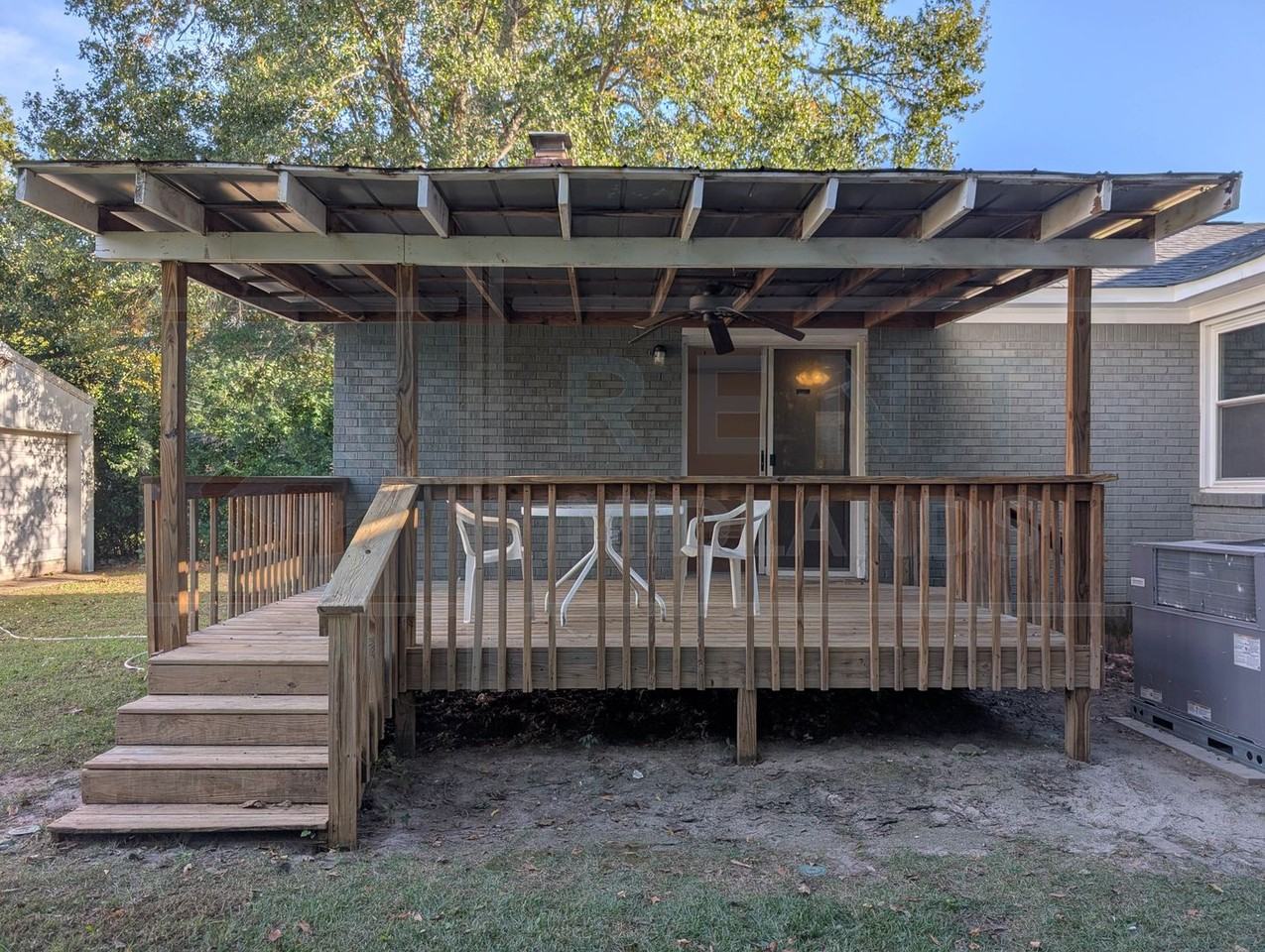 2307 Vine St - Photo 5 of 23