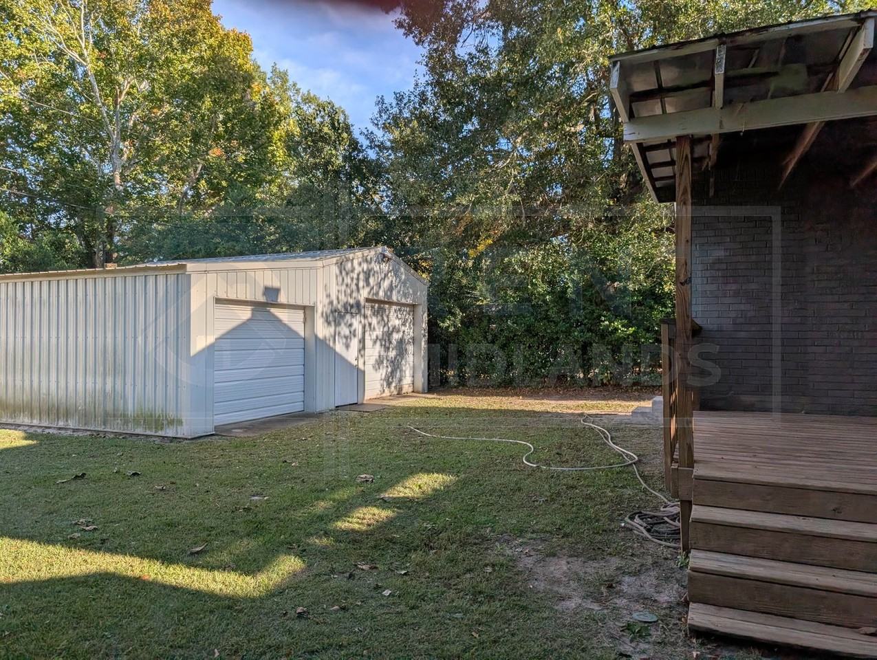 2307 Vine St - Photo 6 of 23