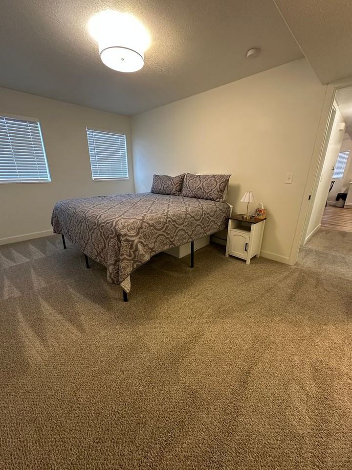 1191 W 1275 S - Photo 4 of 19