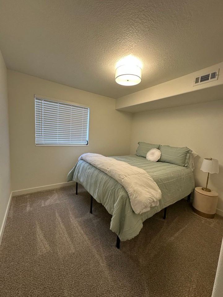 1191 W 1275 S - Photo 7 of 19