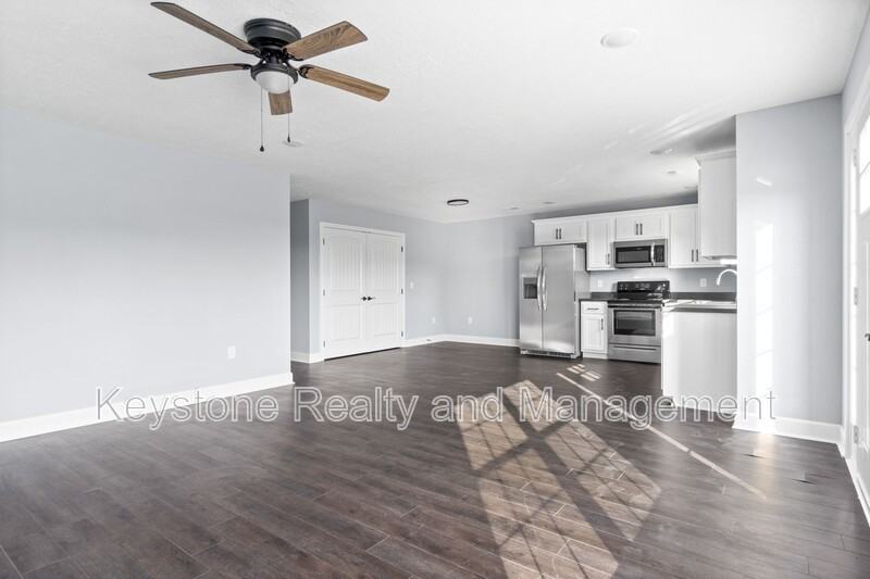 111 Robertson Hill Rd #7 - Photo 4 of 14