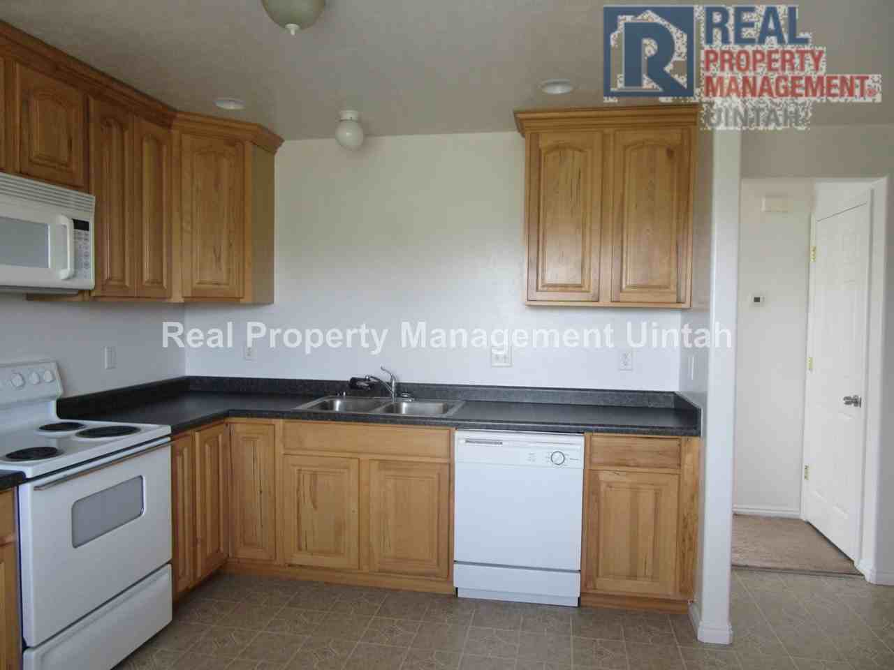361 E 1220 S - Photo 7 of 10
