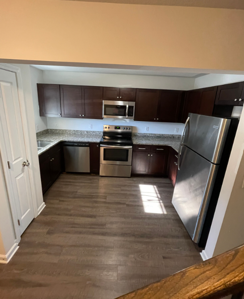 162 Barfield Way - Photo 2 of 13