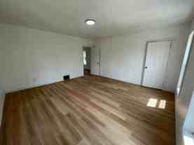 942 Washington St - Photo 1 of 1