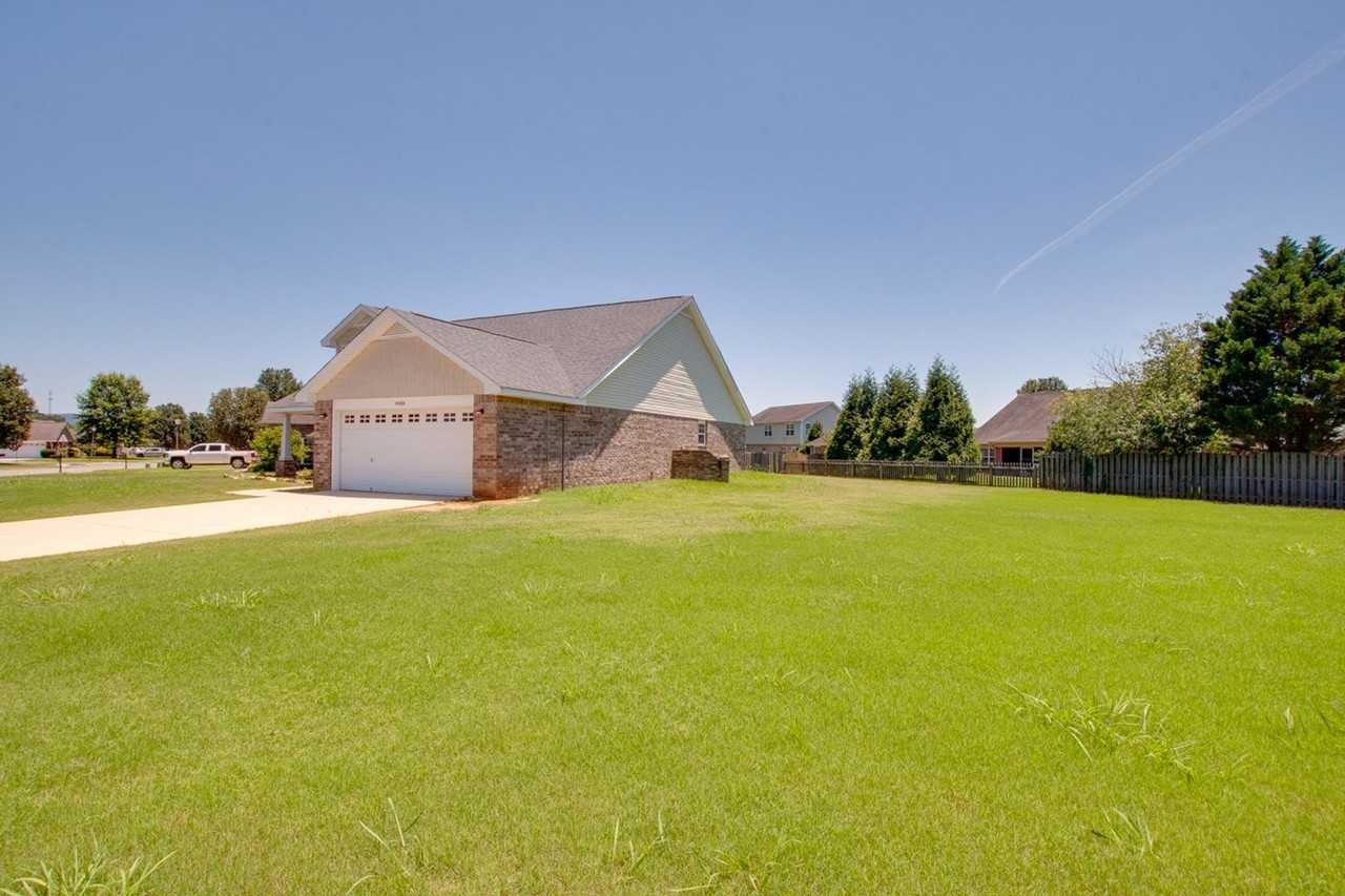 4808 Canterwood Dr Se - Photo 2 of 19