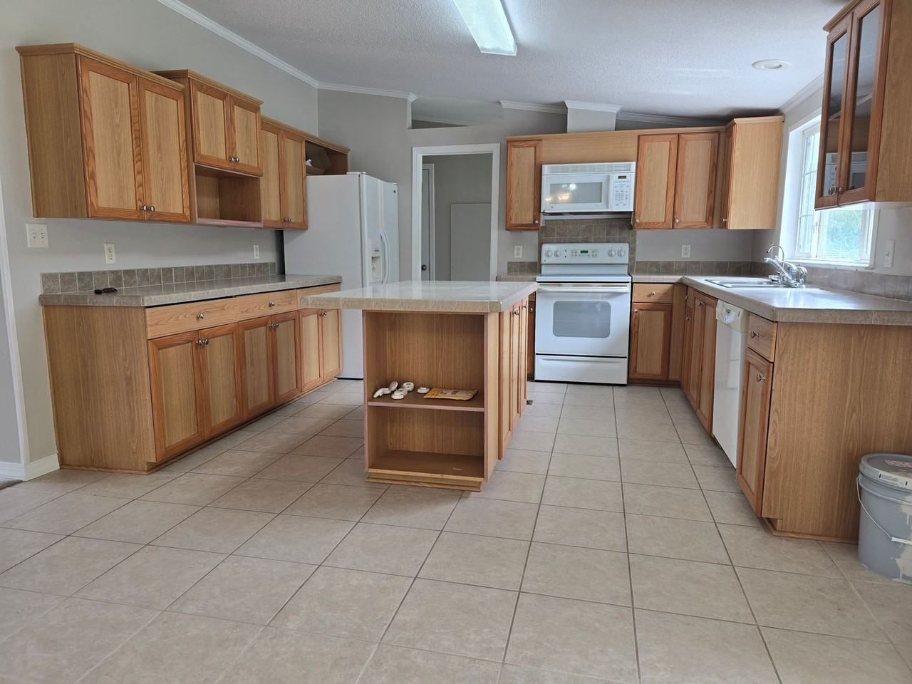 293 S Currituck Rd - Photo 3 of 14