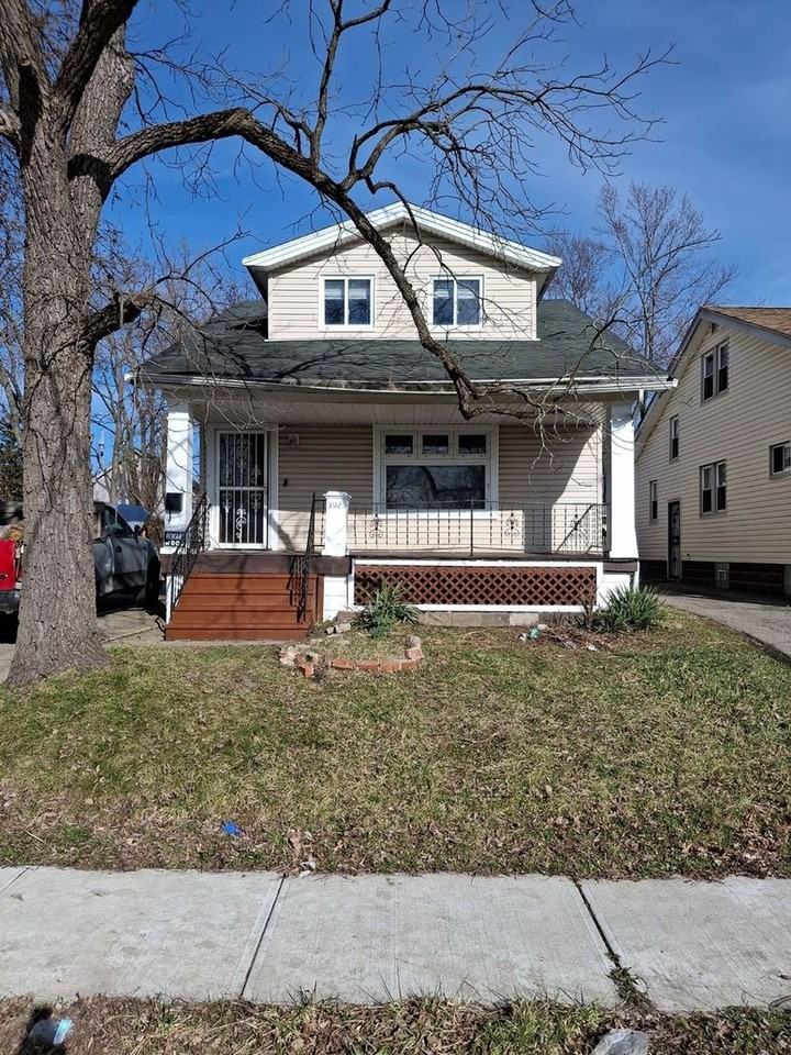 3925 E 120th St - Photo 2 of 17