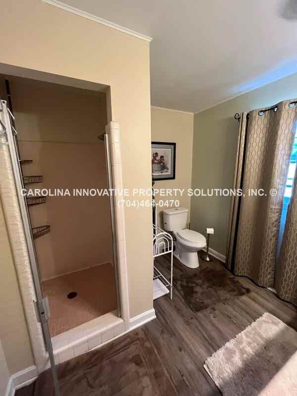 8212 Larkhaven Rd - Photo 7 of 14