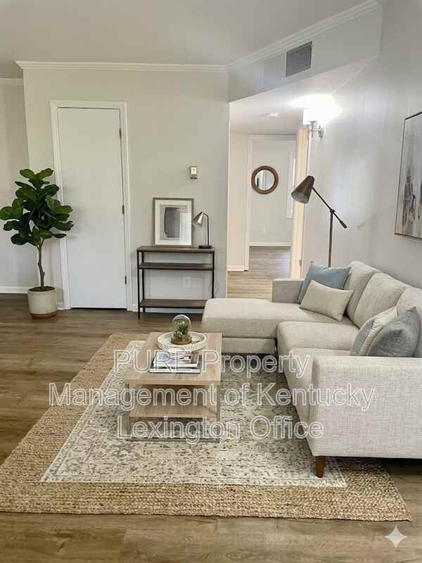 459 Sycamore Ct #24 - Photo 4 of 14