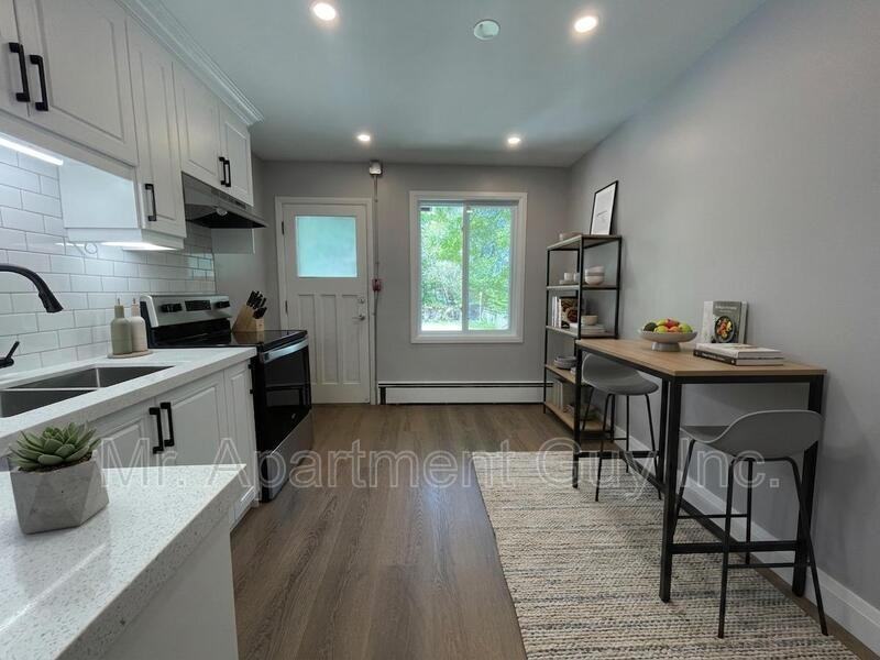 1148 Queens Blvd #3