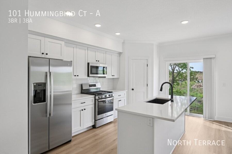 Fairview Crossing Townhomes - Photo 3 of 43