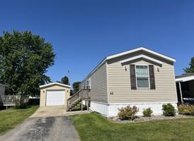 featured image of 42 Swan Ln
