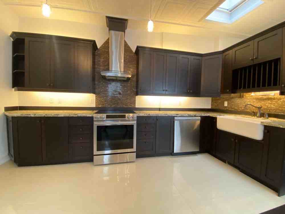 385 Jane St Uppr Front - Photo 4 of 22