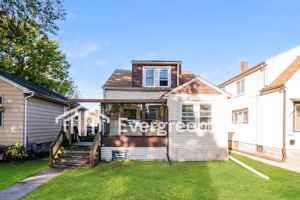 featured image of 4827 N 46th St