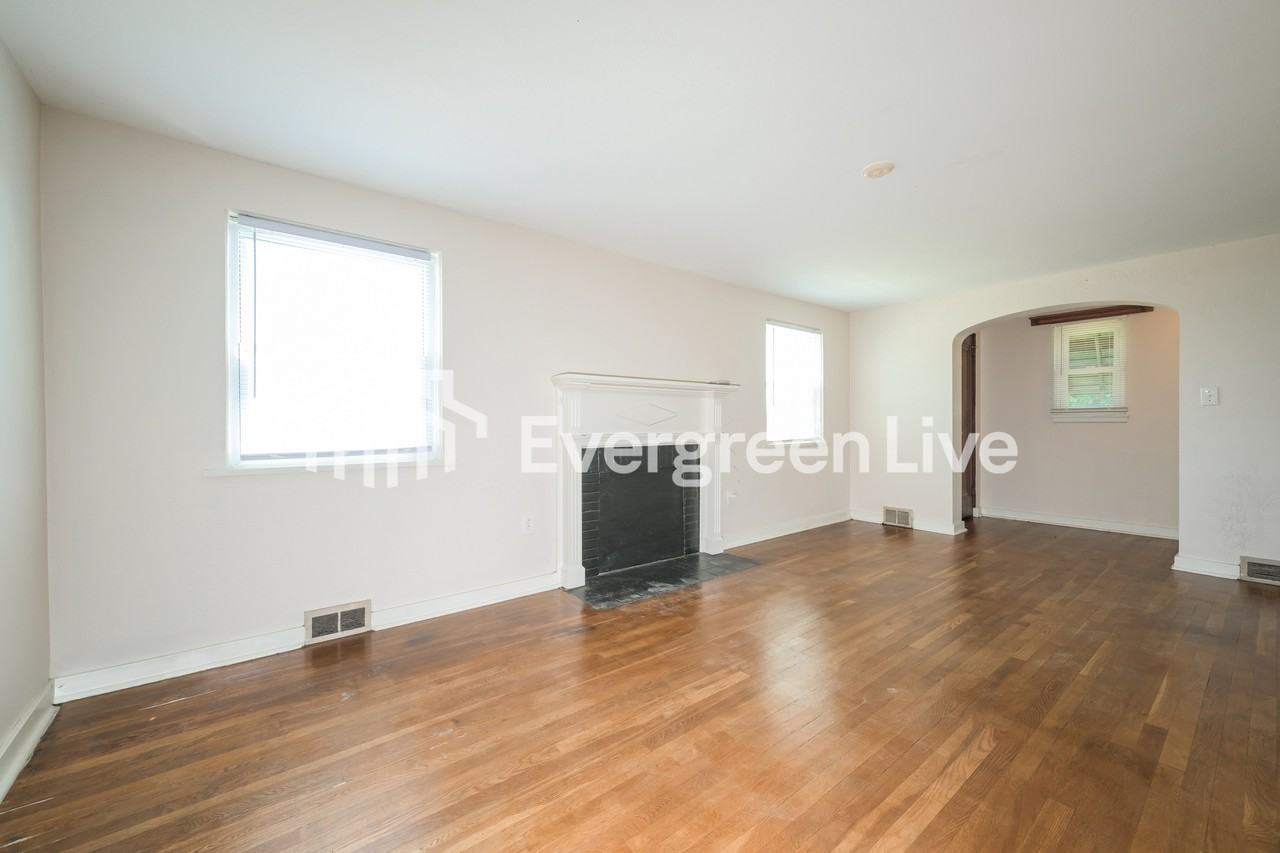 367 Conniston Ave - Photo 3 of 15