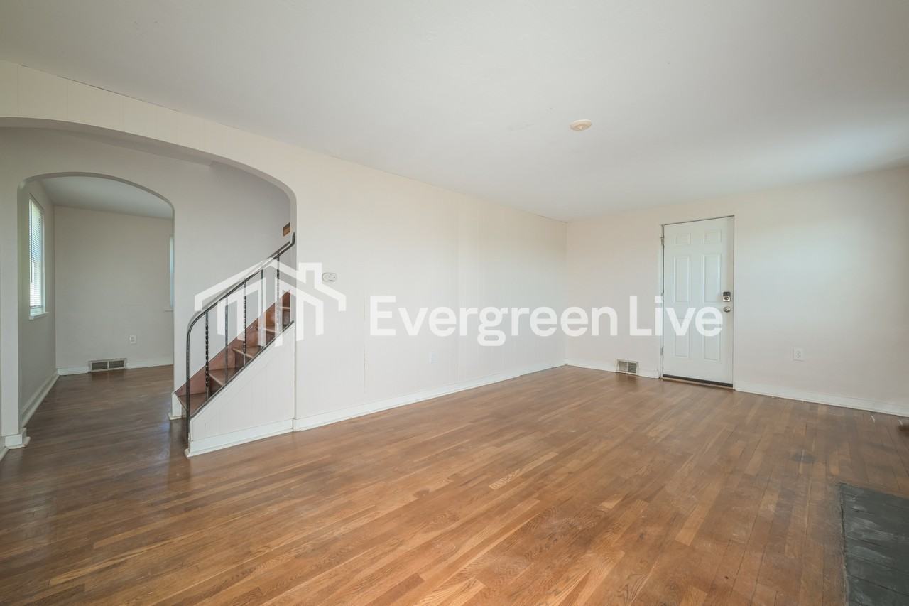 367 Conniston Ave - Photo 5 of 15