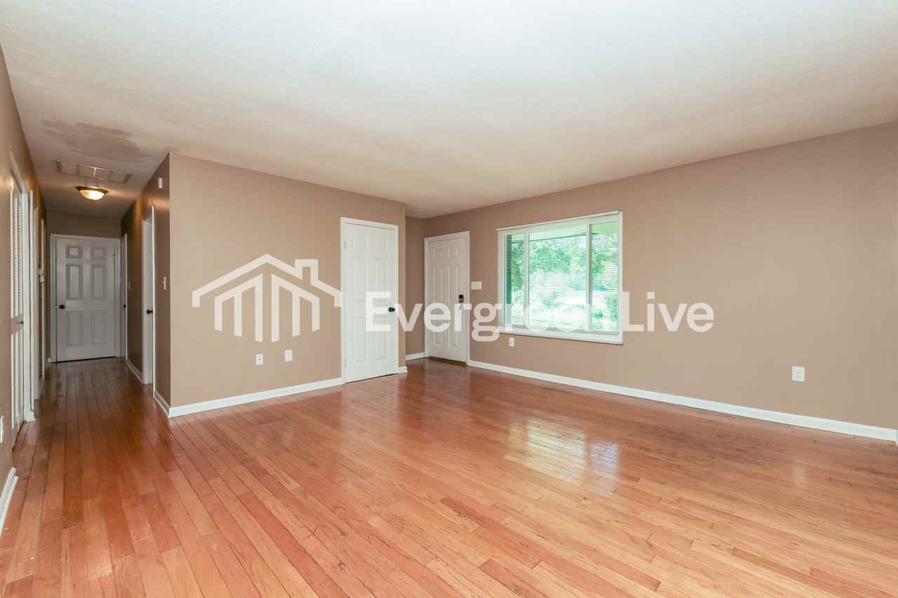 4200 Belmore Trce - Photo 4 of 15