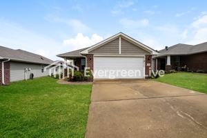 featured image of 3008 Village Ridge Dr