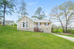 204 Leewood Cir - Photo 1 of 1