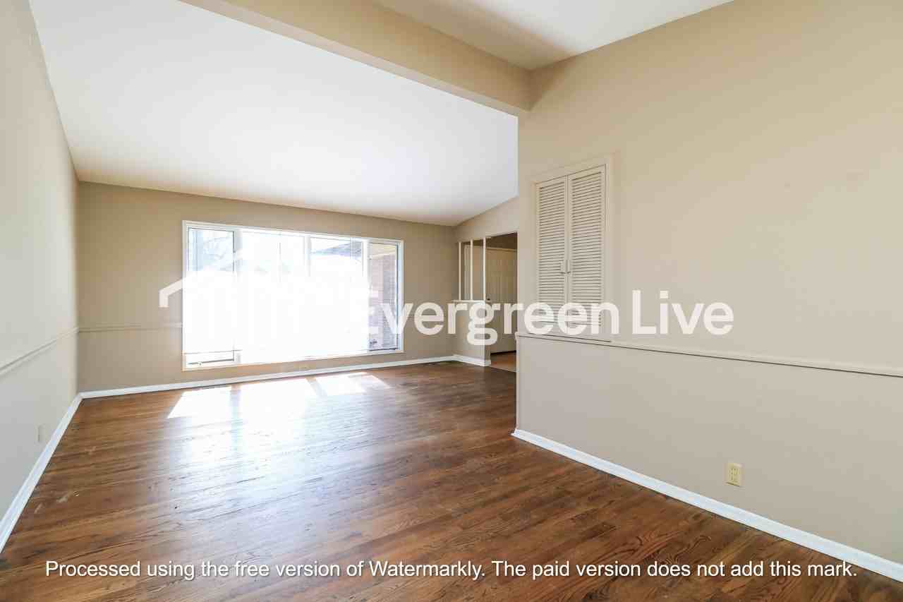 3725 Hambletonian Dr - Photo 7 of 15