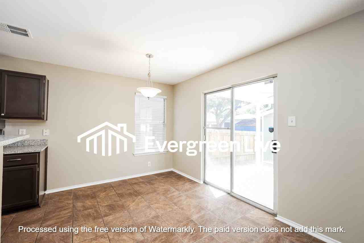 9438 Gillcross Way - Photo 3 of 12