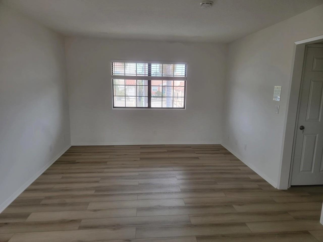 5122 Dunbar Dr - Photo 2 of 17