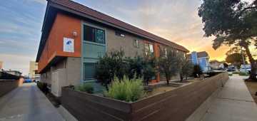 featured image of 1628 W 218th St