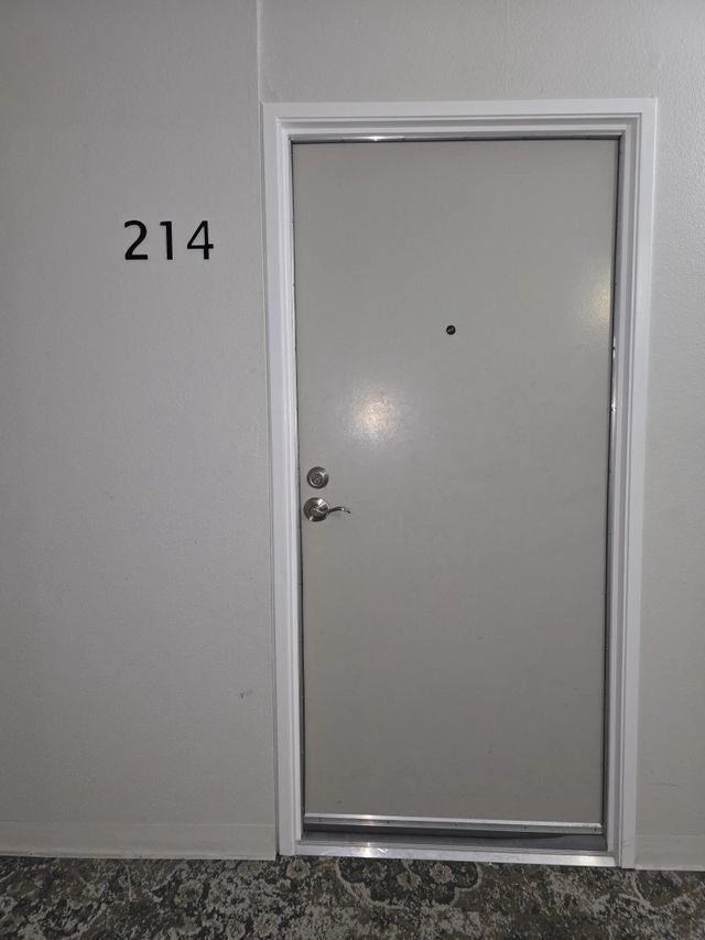 1501 N Brea Blvd - Photo 2 of 31
