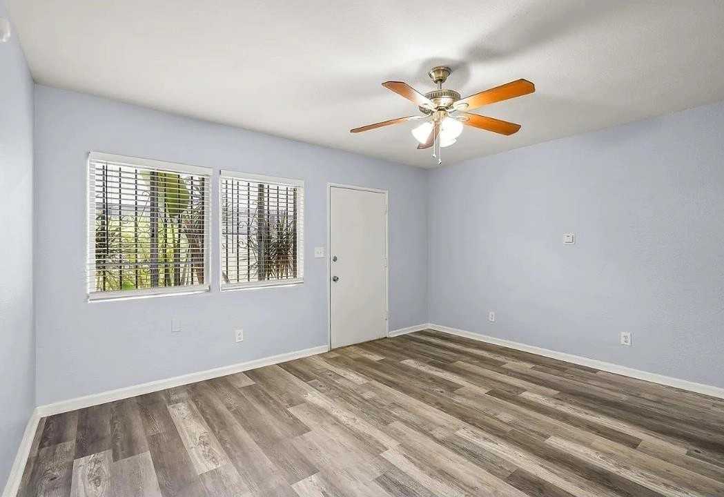 11440 Old River - Photo 7 of 11
