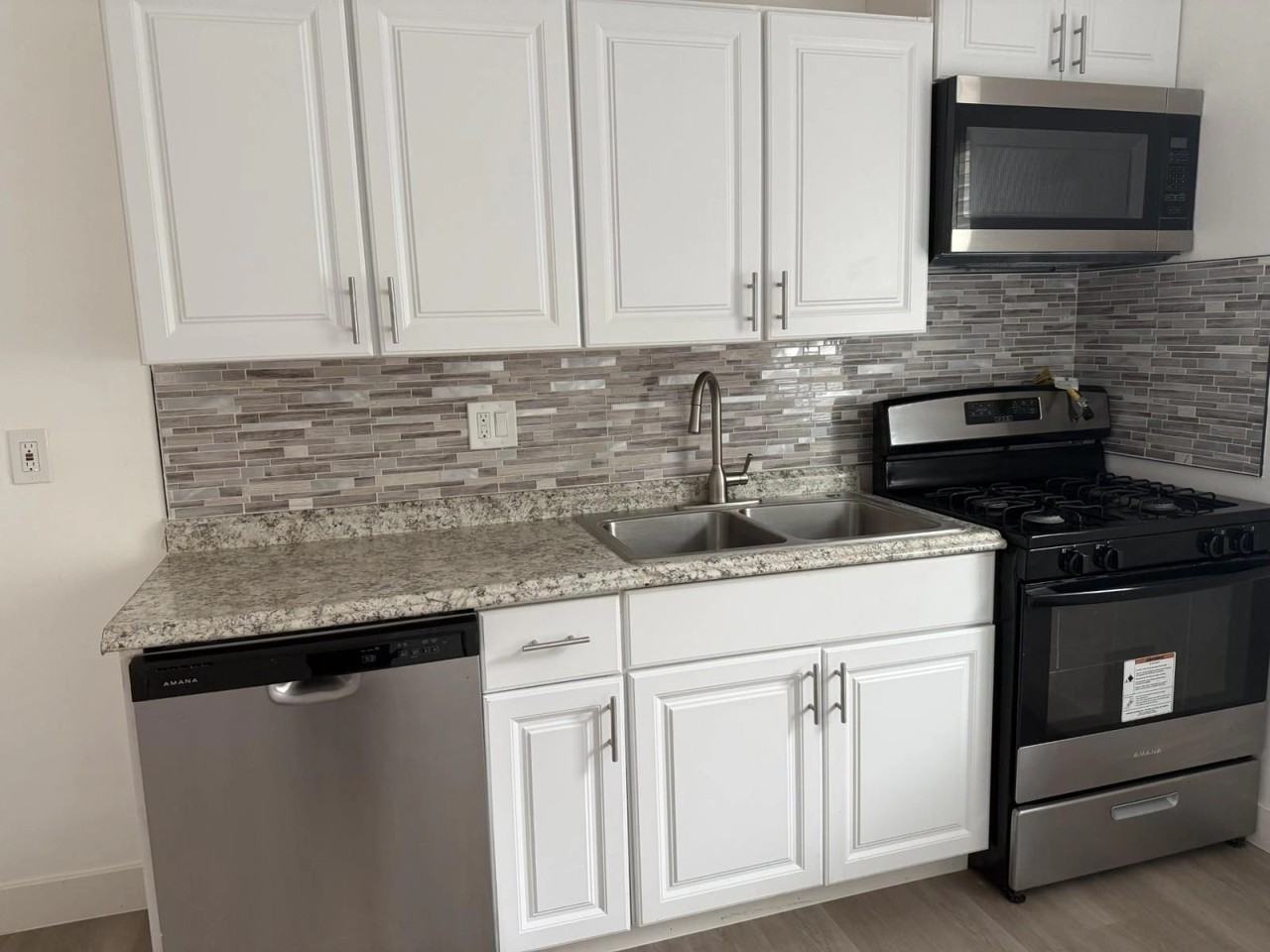 Casa De Turnbull - Photo 3 of 50