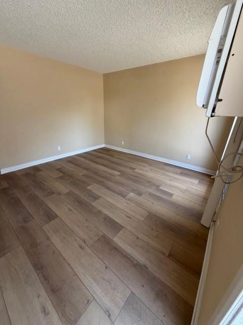 11126 Huston St - Photo 6 of 17