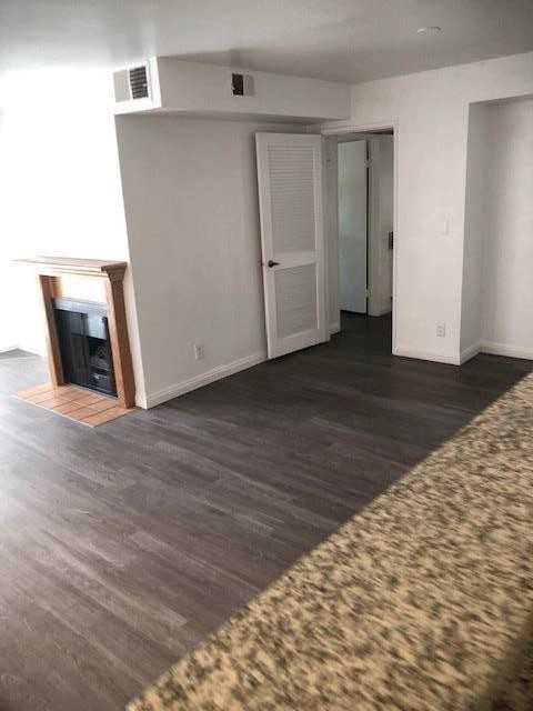 Poinsettia Place - Photo 3 of 15