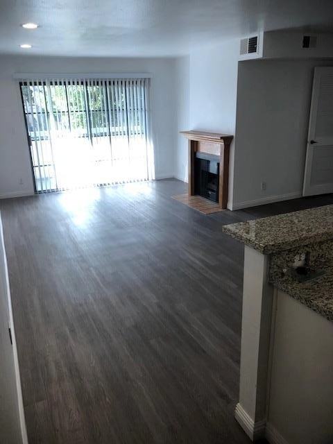 Poinsettia Place - Photo 4 of 15