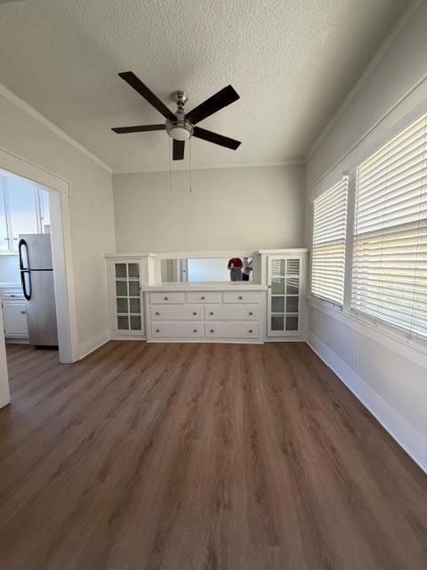 Long Beach Terraces - Photo 7 of 50